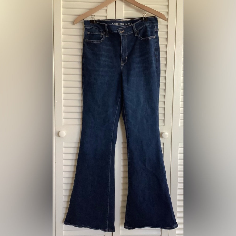 COPY - American Eagle Flair Jeans